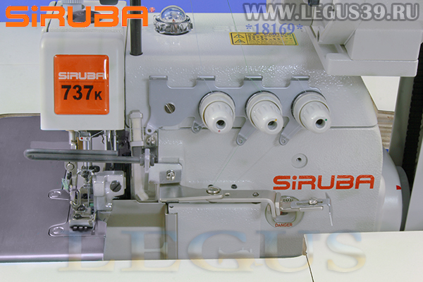 Оверлок SIRUBA 737K-504M2-LFC-3 (голова) арт. 291542 Трехниточная одноигольная краеобметочная машина с устройством дозированной подачи эластичной тесьмы.