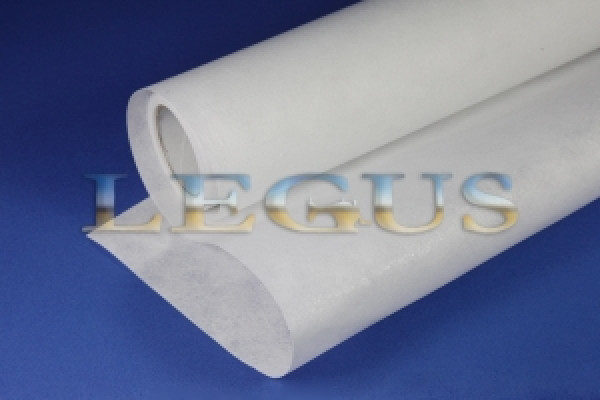Стабилизатор отрывной для эластичных тканей Madeira Cotton Stable(белый) 30см.x5м. art.9438 *06517*