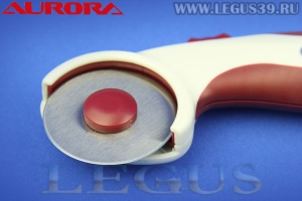 Нож роликовый Aurora 45 мм красный  AU-45R *11124* (84г) (Снято с производства, заказ невозможен)