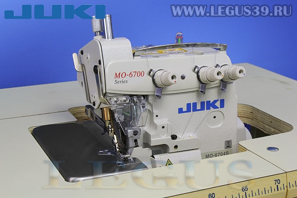 Оверлок JUKI MO-6704S-0E4-4OH-AB0 *10494* Трехниточная одноигольная краеобметочная машина (3-х ниточный оверлок)