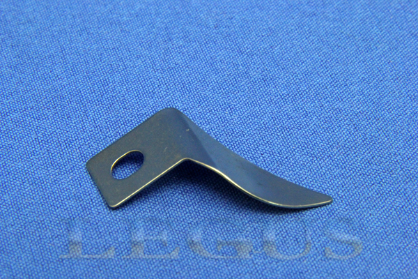 Прижимная пластина в механизме обрезки нити H22121H204 (Thread finger) для промышленных швейных машин HIGHLEAD GC0618-1-D2, GC0318-2AD