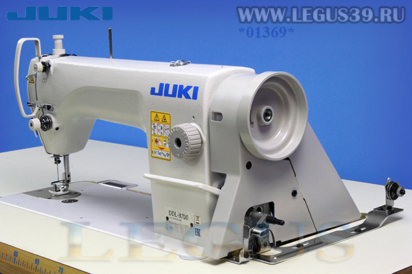Промышленная прямострочная швейная машина Juki DDL 8700L одноигольная, челночного стежка с нижним реечным транспортом материала, предназначена для шитья средних и тяжелых материалов, в том числе и для пошива не очень тяжёлой кожи