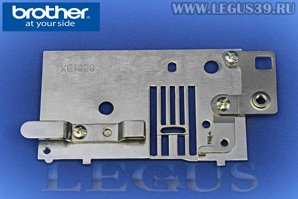 Игольная пластина XE1827001 в сборе для бытовой швейной машины Brother NV 10/NV 10A/NV 30/NV 50