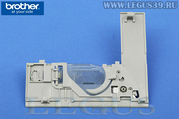 Пластина XC9849221 игольная Brother "B" для бытовой швейной машины Comfort 25a/Comfort 35a, L30/L40 (пластиковая накладка)