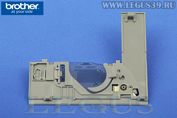 Пластина XG9979001 игольная для бытовой швейной машины Brother "B" (пластиковая накладка) 