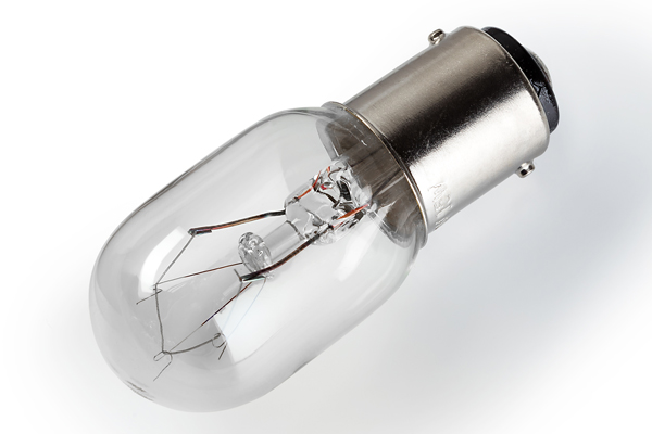 Лампочка 611359 двухконтактная Prym в блистере 20x50 мм 15W 220V/240V (штырьковая) (баойнет) для бытовых швейных машин и оверлоков