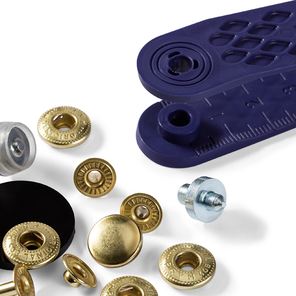 Кнопки 390332 для одежды Prym ANORAK 12 мм 10 штук, цвет: золото, латунь с приспособлением для установки, для тканей средней плотности