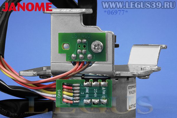 Шаговый минимотор 845612004 1 (STEPPING MOTOR (ZZ) UNIT) для бытовой швейной машины Janome 6260 , Janome QC 2325.