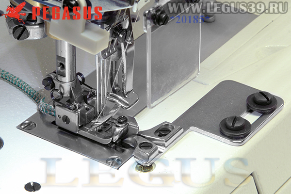 Распошивальная машина PEGASUS CW52-02EX356/D (Direct drive) арт.354816 - распошивальная (плоскошовная) машина с плоской платформой (2 в 1) для окантовки косой бейкой (Встроенный сервопривод)