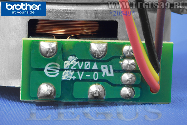 Минимотор продвижения зубчатой рейки XE4083001 Brother V5 и V7  (ORIGINAL) оригинал